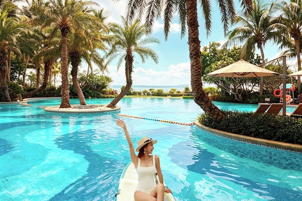 2 outdoor pools, open 7:00 AM to 10:00 AM, sun loungers