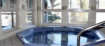 River Mountain Lodge E-210 - Studio