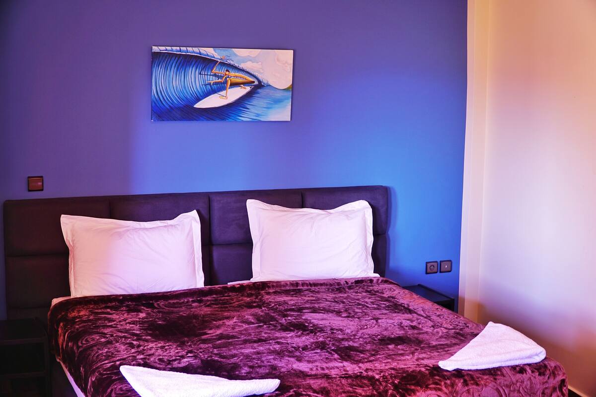 Junior Suite, 1 Bedroom | Premium bedding, in-room safe, desk, blackout curtains