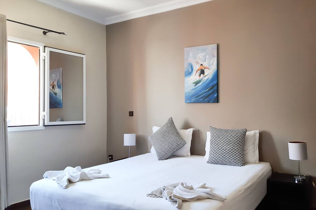 Premium bedding, in-room safe, desk, blackout curtains