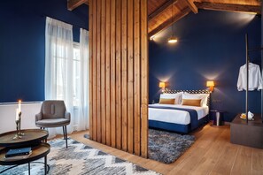 Studio suite | Luxe beddengoed, een bureau, geluiddichte muren, gratis wifi