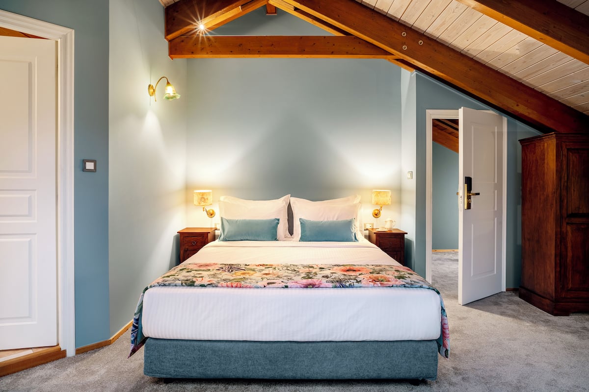 1 habitación, ropa de cama de alta calidad y escritorio