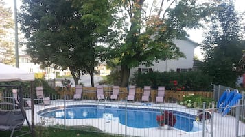 Utomhuspool