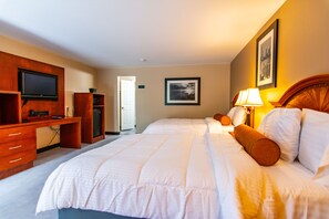 Standard Room, Refrigerator & Microwave (2 full beds Smoking) | Bed sheets