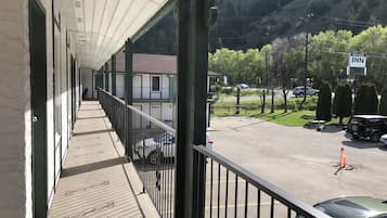 免费自助停车