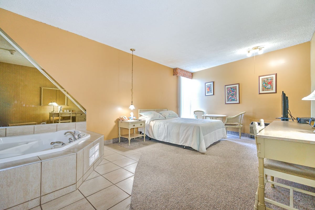 Suite, 1 cama Queen size, para no fumadores, hidromasaje | Escritorio y wifi gratis