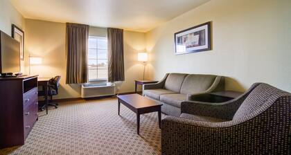 Castle Rock Inn & Suites