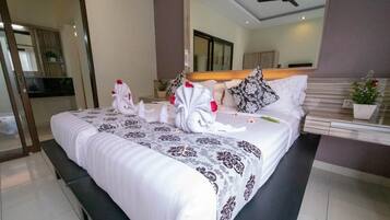 2 Bedroom Private Pool Villa | Egyptian cotton sheets, premium bedding, down duvets, minibar
