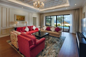 Villa, 3 Bedrooms, Ocean View | Living room | LCD TV - Vinpearl Discovery Rockside Nha Trang (Nha Trang)