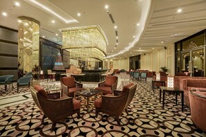Bar (on property) - Vinpearl Discovery Rockside Nha Trang (Nha Trang)