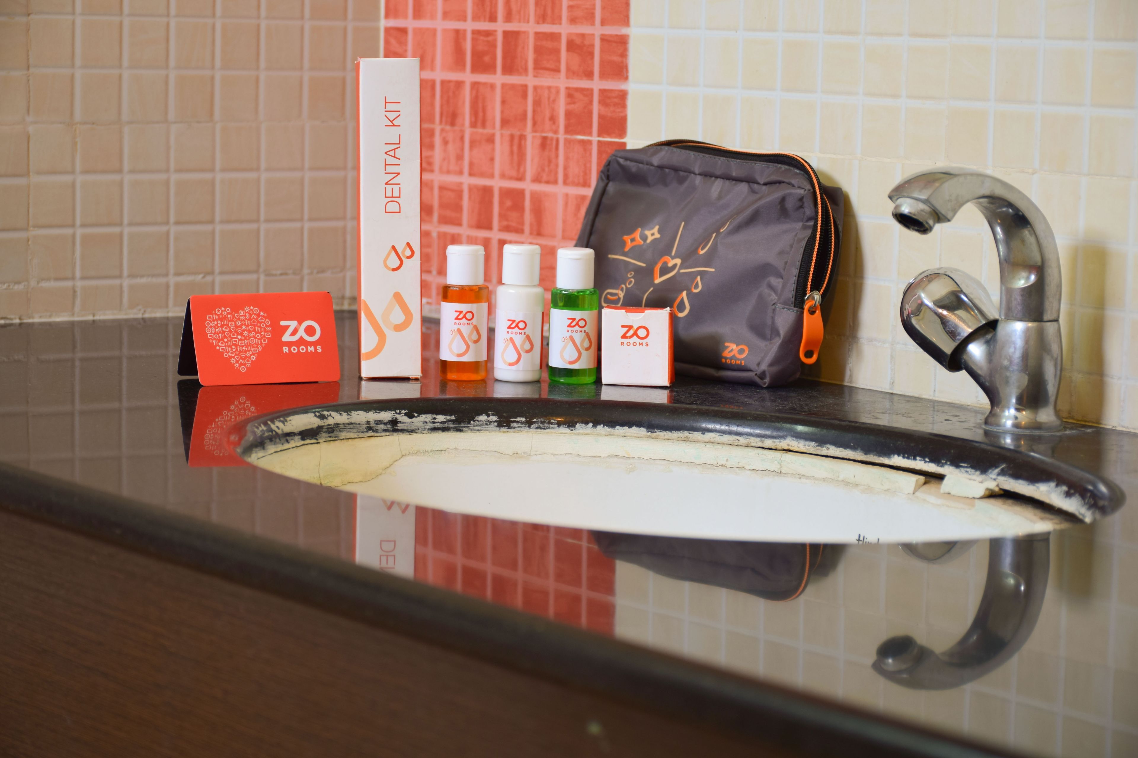 standard double or twin room, 1 double bed | bathroom | shower, free toiletries