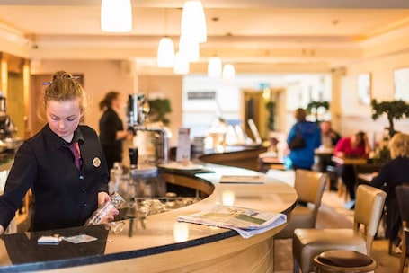 Bar (on property). Murphy's Hotel