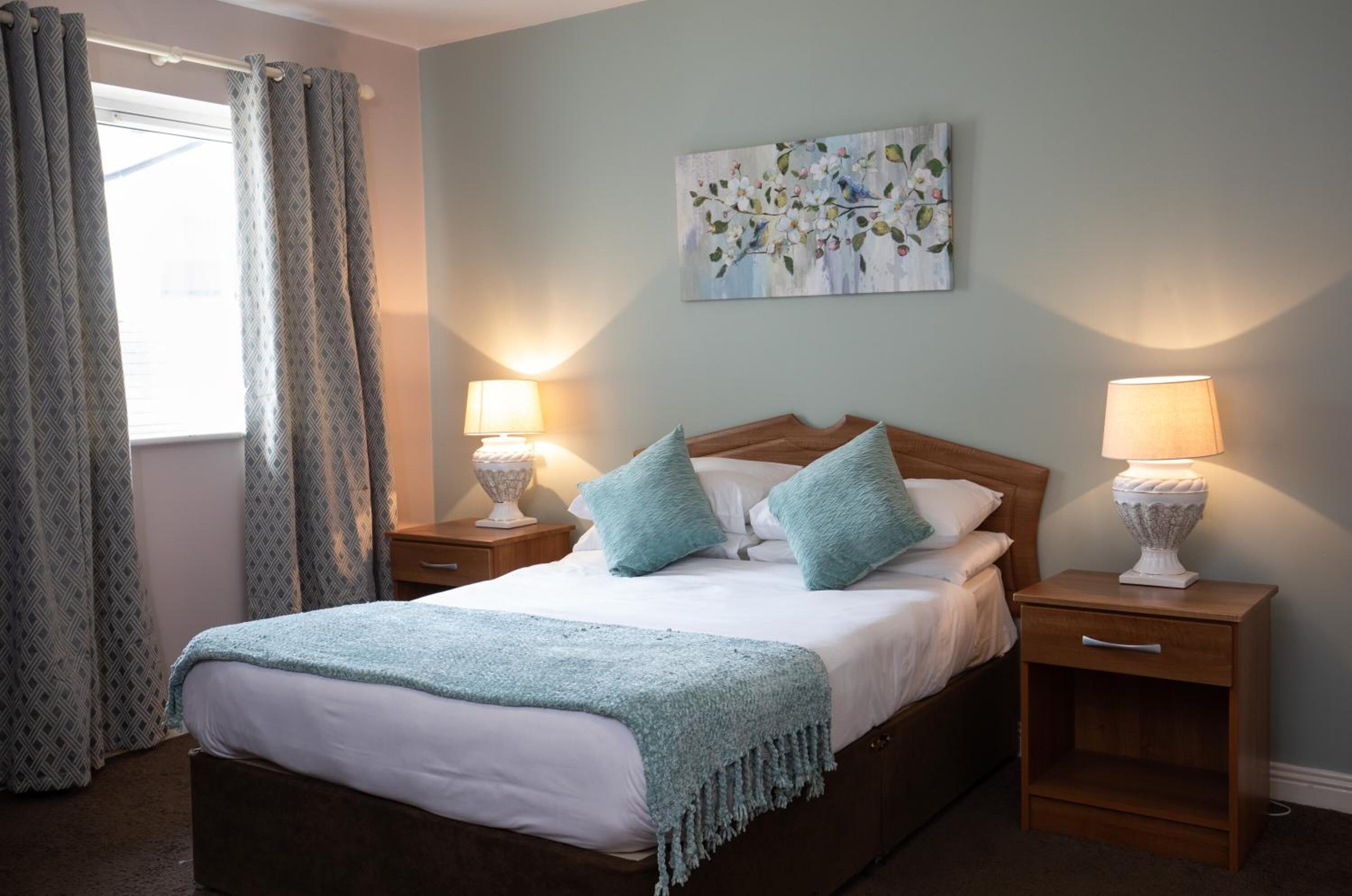 Soundproofing, iron/ironing board, free WiFi