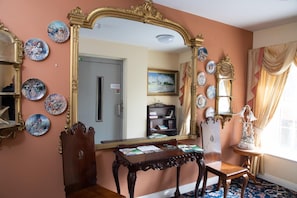 Interior - Murphy's Hotel (Tubbercurry)