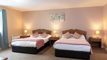 Double and Single | Soundproofing, iron/ironing board, free WiFi