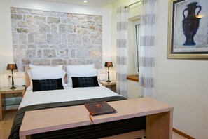 Comfort Double Room - Zephyrus Boutique Accommodation (Split)