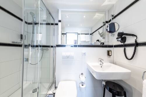 Free toiletries, hair dryer, towels