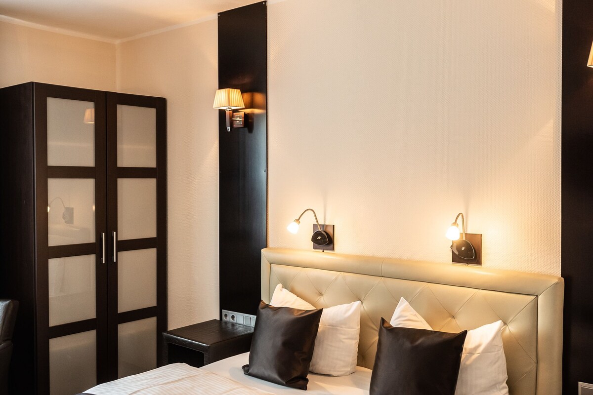 Minibar, desk, blackout curtains, soundproofing