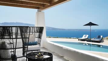 Ilios Pool Villa with Sunset & Sea View | Vista a la playa o el mar