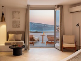 Sunset & Sea View Suite with Pool and Hot Tub | Terrace/patio