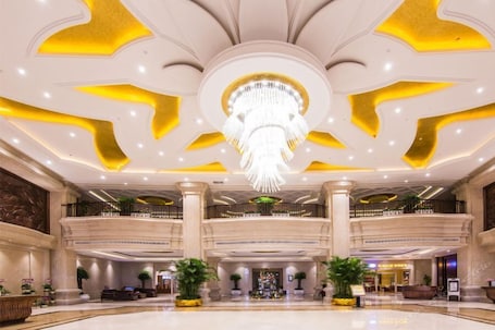 Lobby. Jialaite Garden International Hotel