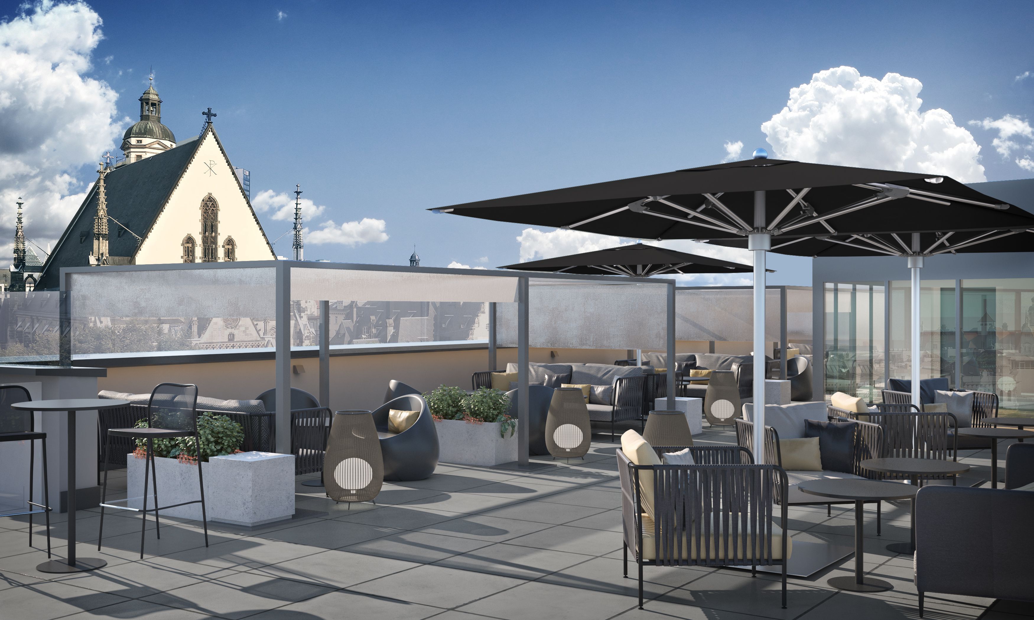 Eine Dachterrasse mit Außenbestuhlung, darunter Tische und Stühle, und einem großen Sonnenschirm, der Schatten spendet.