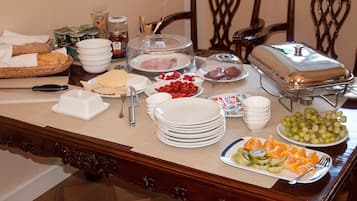 Free daily full breakfast