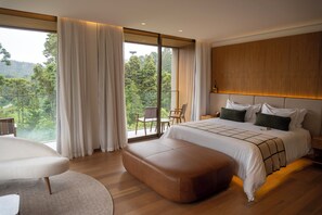 Een minibar, een kluis op de kamer, verduisterende gordijnen