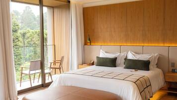 Minibar, in-room safe, blackout drapes, free WiFi