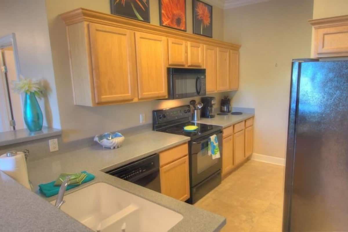 Condo, 1 Bedroom (Peridot Bay) | Private kitchen