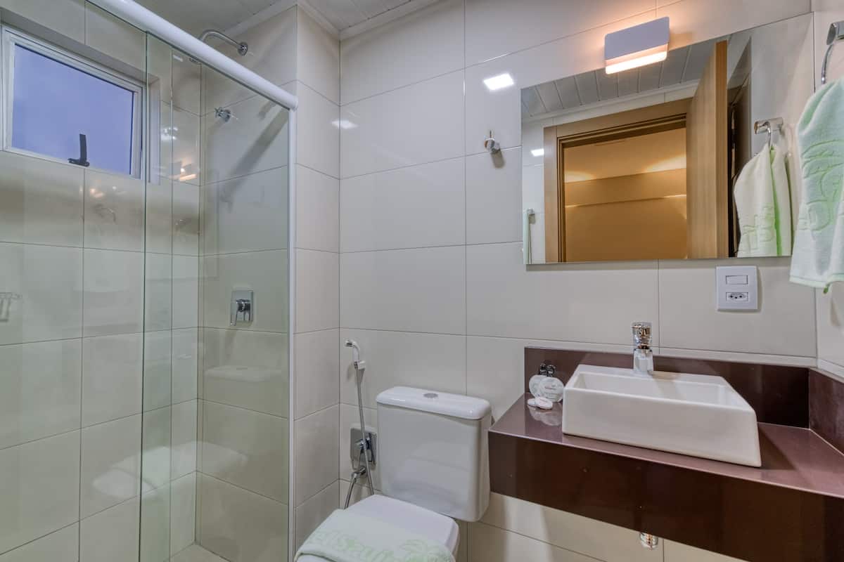 Chambre Exécutive, 1 lit double | Salle de bain