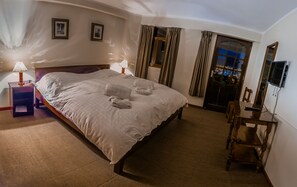 アイロン / アイロン台、WiFi (無料)