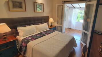 Quarto standard | Roupas de cama premium, frigobar, Wi-Fi de cortesia, roupa de cama