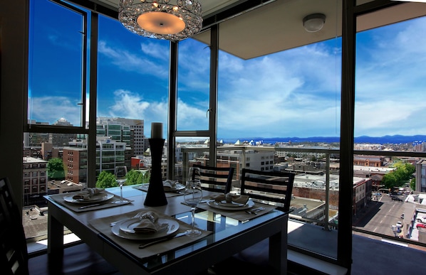 Design-Apartment, 2 Schlafzimmer | Blick auf die Stadt