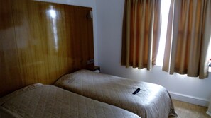 Habitación estándar con 2 camas individuales, 2 camas individuales | Vista desde la habitación