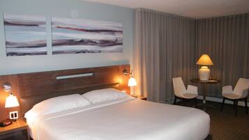 Ropa de cama de alta calidad y escritorio