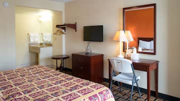 Standard Room, 1 King Bed | Desk, free WiFi, bed sheets