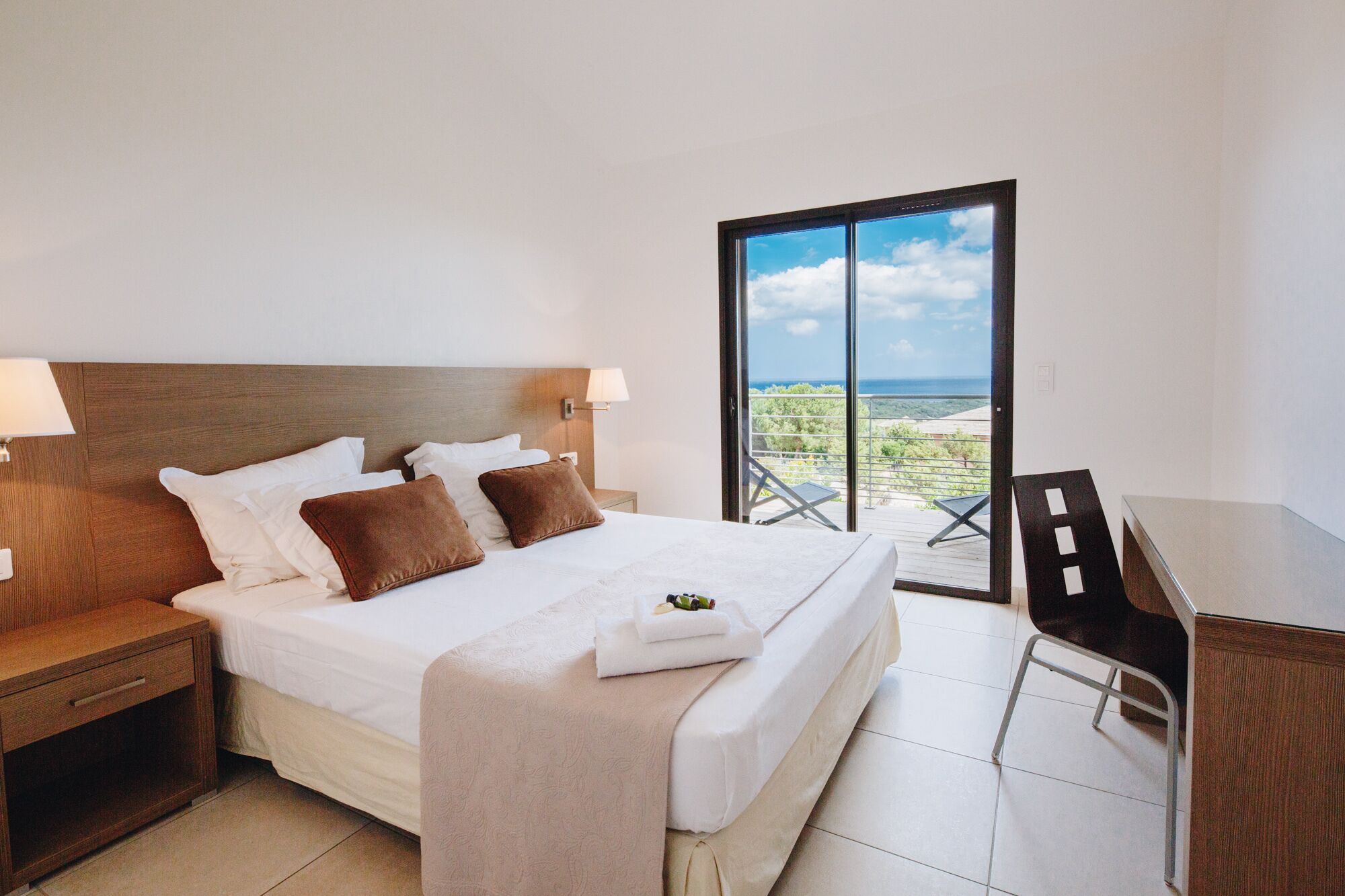 In-room safe, desk, iron/ironing board, free WiFi