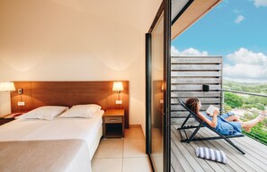 Toetasjesleilighet – deluxe | Safe på rommet, skrivebord, strykejern/-brett og wi-fi (inkludert)
