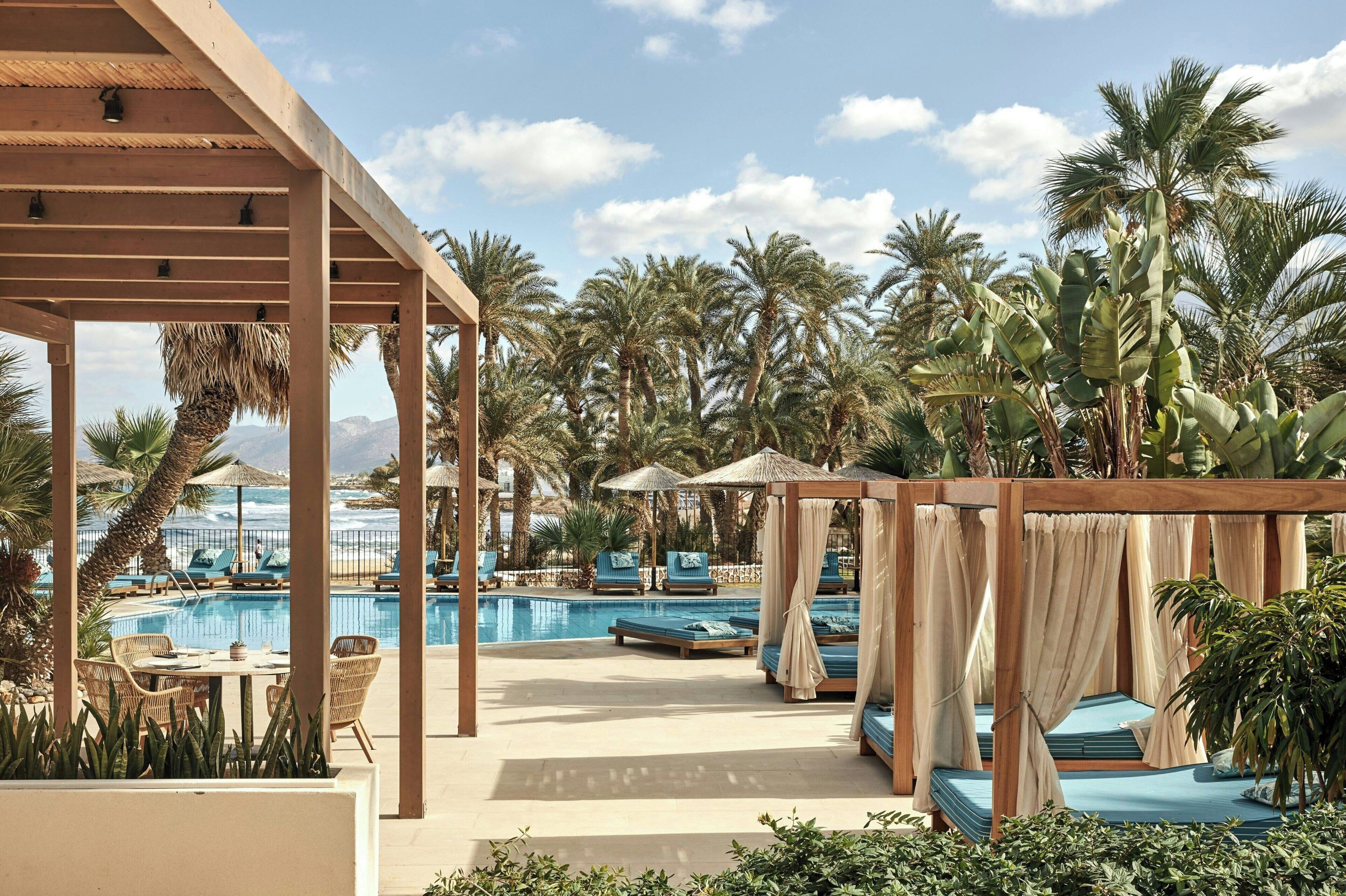 2 outdoor pools, pool umbrellas, pool loungers