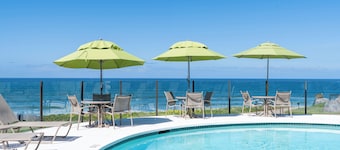 Wave Crest Resort