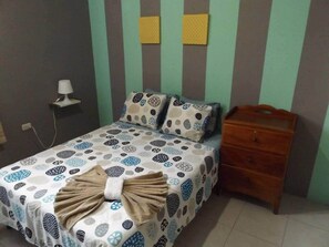 Habitació individual Deluxe, 1 dormitori | Cortines opaques i wifi gratuïta 