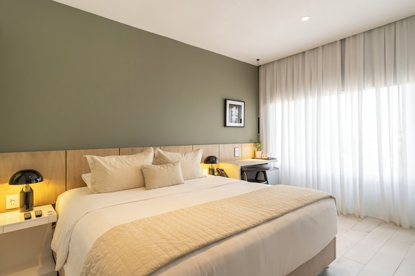 Standard Double or Twin Room | Premium bedding, down duvets, memory-foam beds, minibar