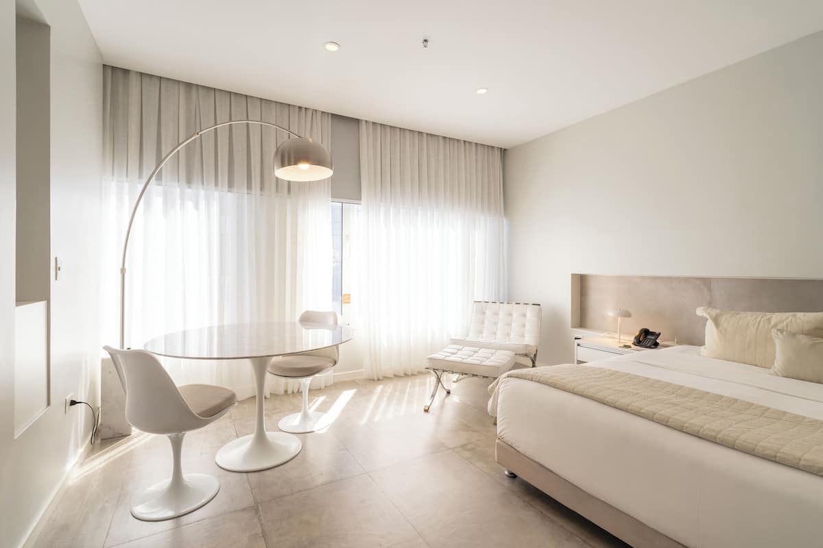 Deluxe Double or Twin Room (Gold)