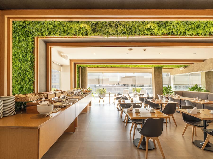 Esmorzar diari complet gratuït