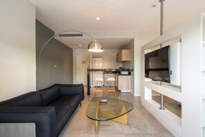 Superior Double or Twin Room (Apart) | Premium bedding, down comforters, memory foam beds, minibar