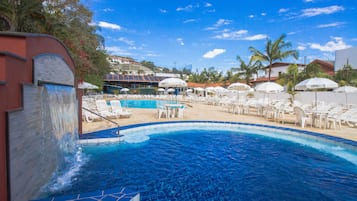 Bồn tắm spa ngoài trời