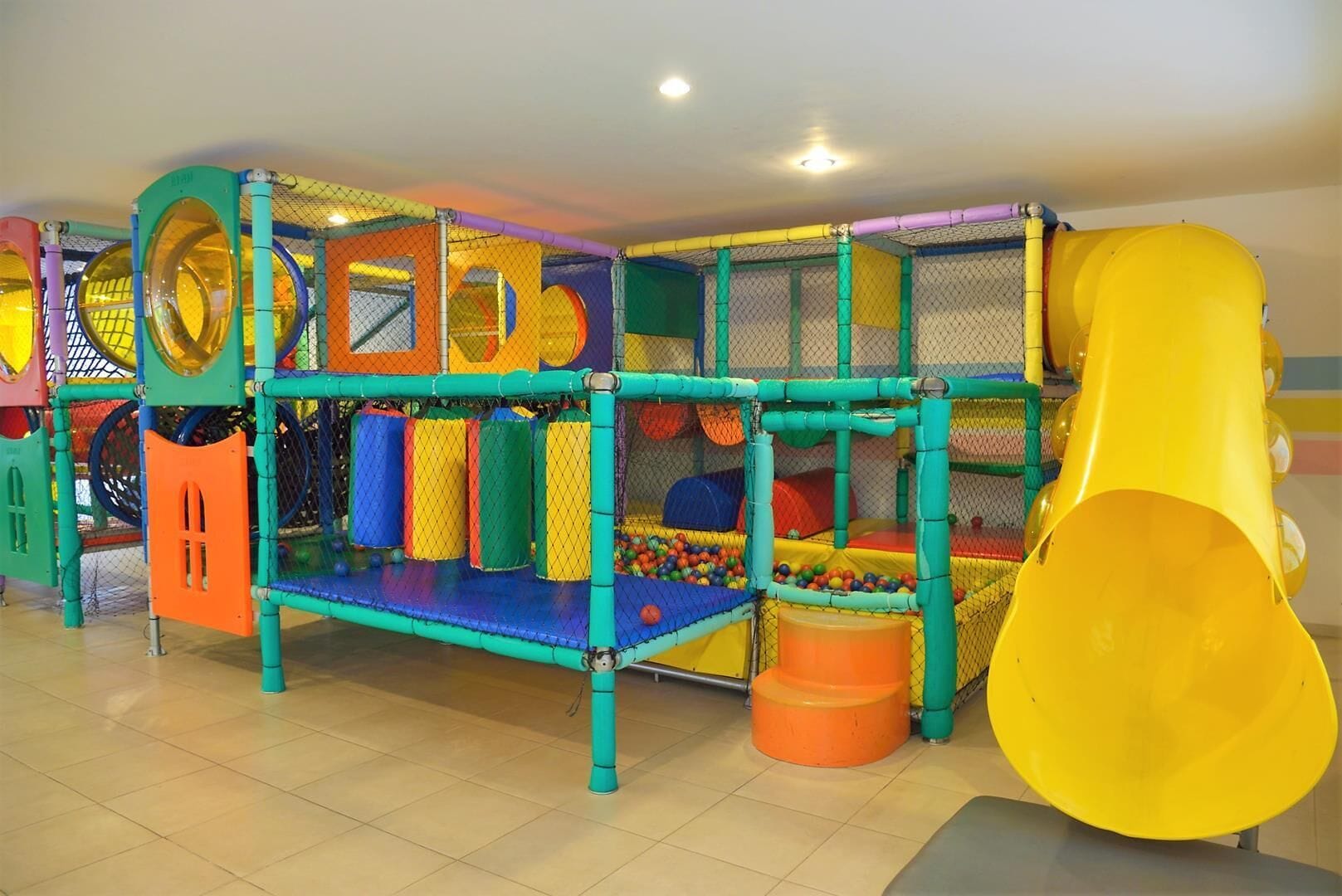 children’s play area – indoor