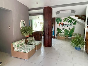 Reception - Hotel Sabana (Flores)