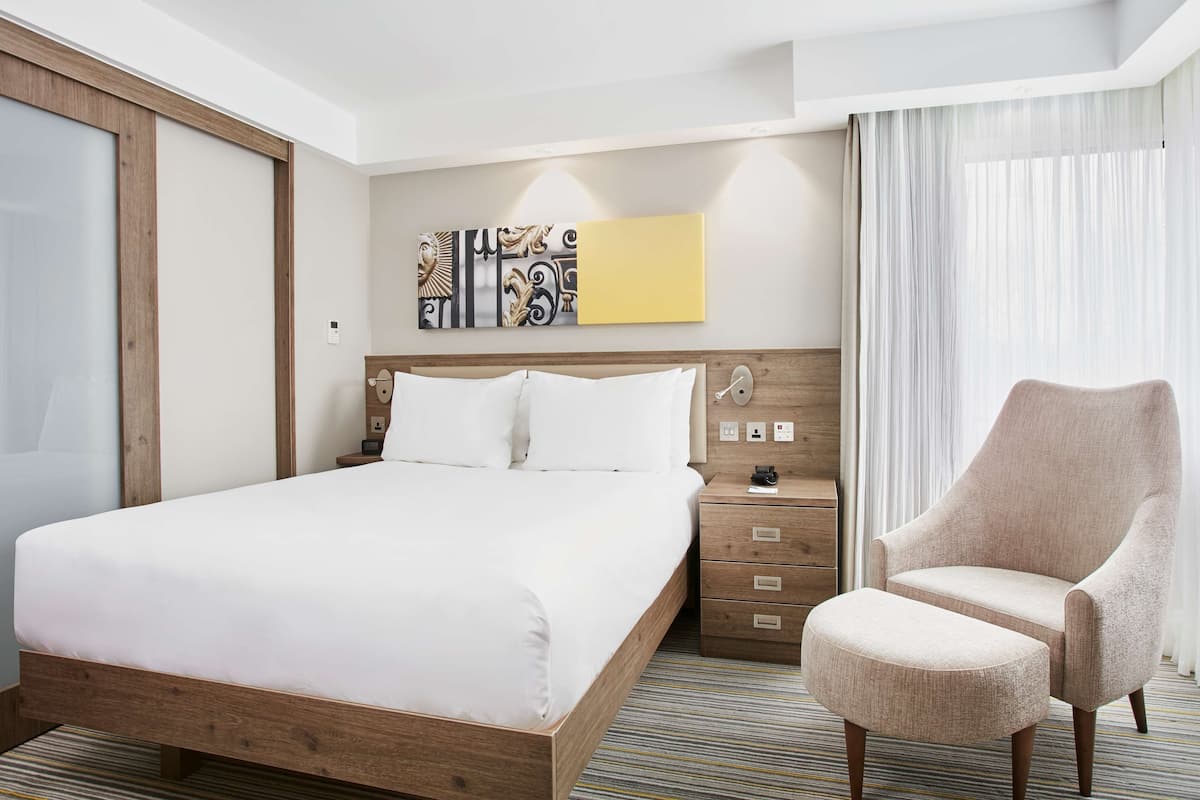 in-room safe, desk, iron/ironing board, free cots/infant beds